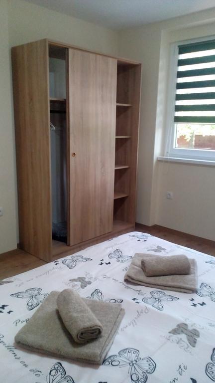 Apartment Marija Sremska Mitrovica Extérieur photo