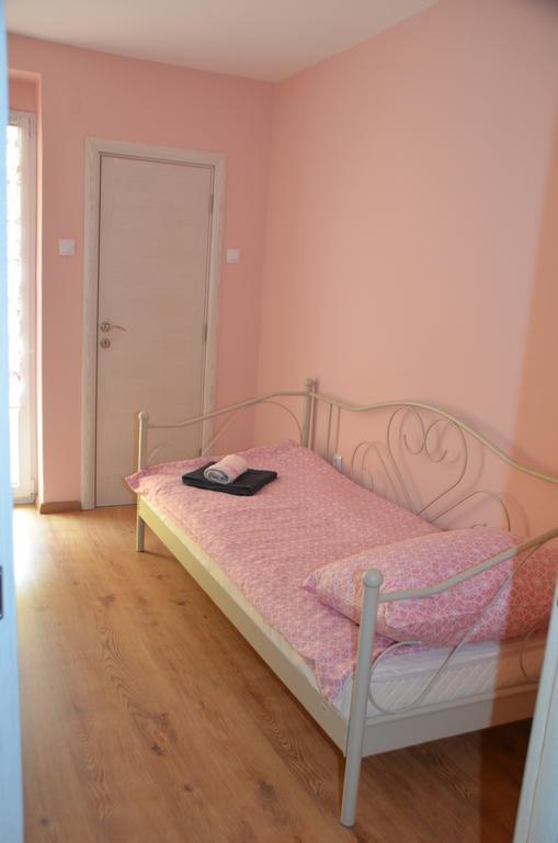 Apartment Marija Sremska Mitrovica Extérieur photo
